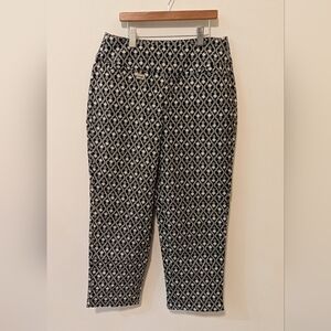 Lulu B Black and White Pineapple Print Capri Pants Women's Size 4